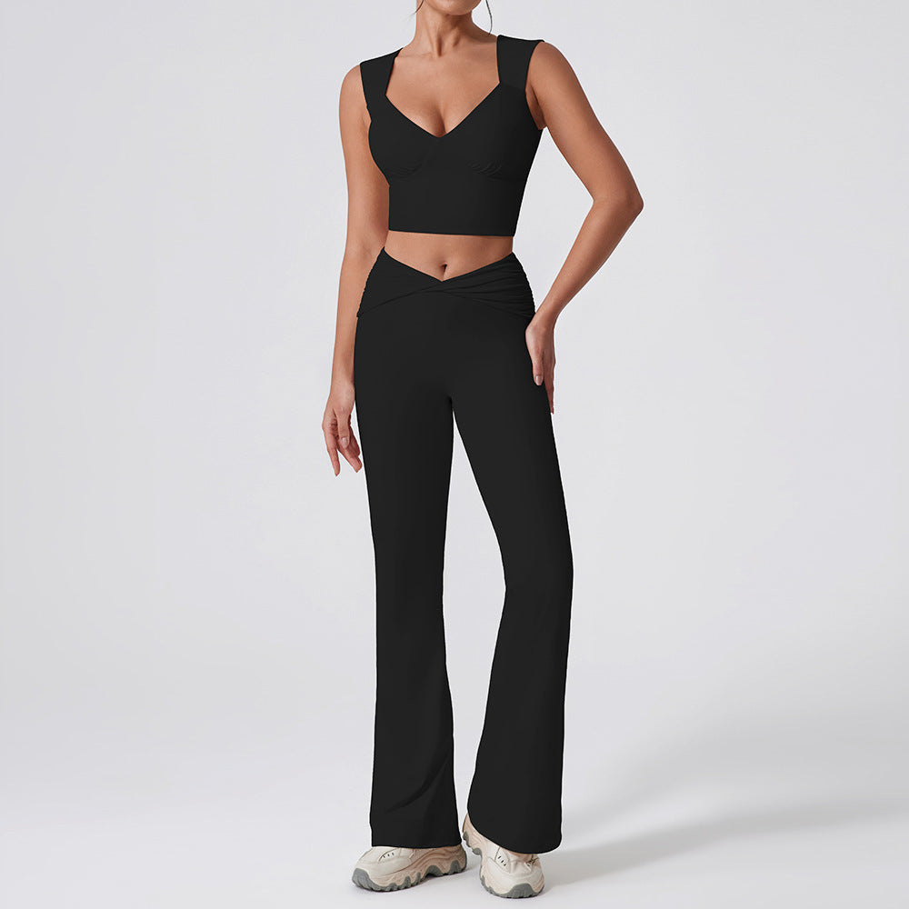 Ensemble aus Yoga, Fitness-Leggings und Büstenhalter-Bildhauern